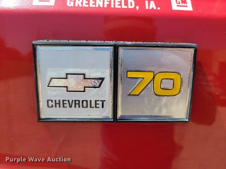 image for item IQ9870 1986 Chevrolet C70  fire truck