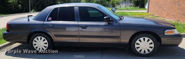 image for item JD9021 2010 Ford Crown Victoria Police Interceptor