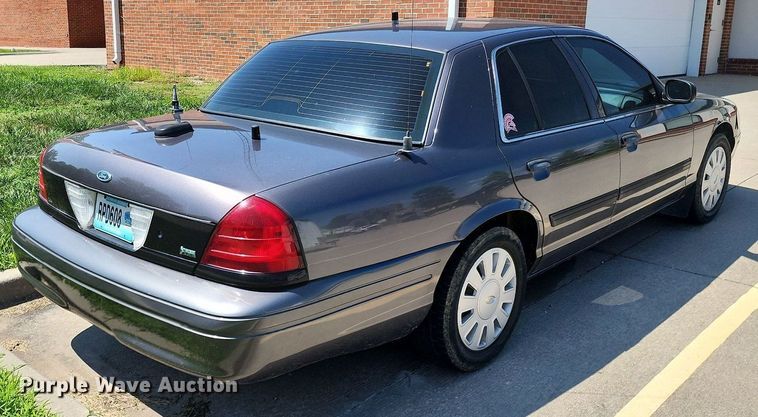 image for item JD9021 2010 Ford Crown Victoria Police Interceptor