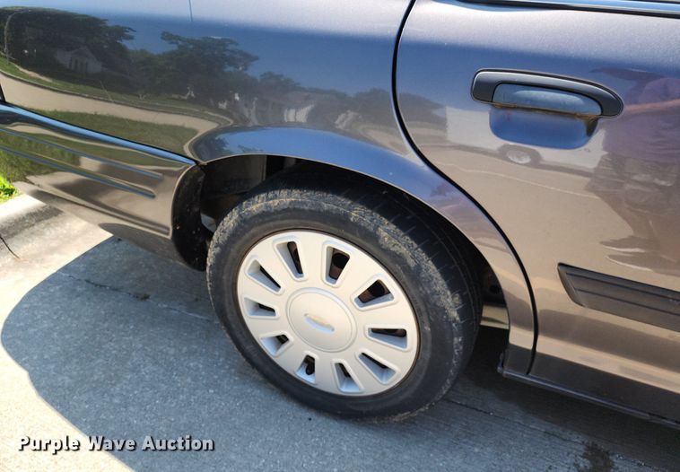 image for item JD9021 2010 Ford Crown Victoria Police Interceptor