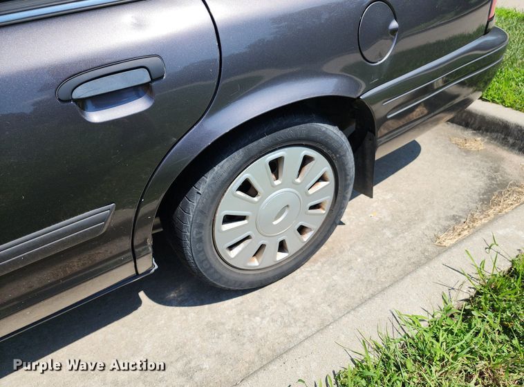 image for item JD9021 2010 Ford Crown Victoria Police Interceptor