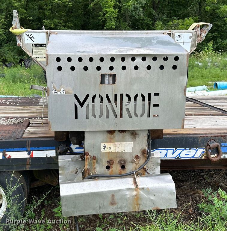 image for item JD9022 Monroe  spreader