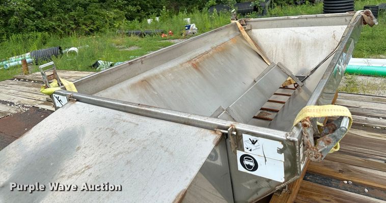 image for item JD9022 Monroe  spreader