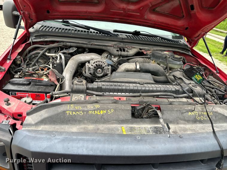 image for item JX9022 2006 Ford  F350 Super Duty  flatbed pickup truck