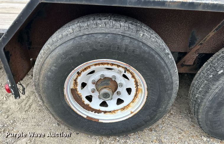 image for item JX9025 2011 PJ  tilt deck equipment trailer