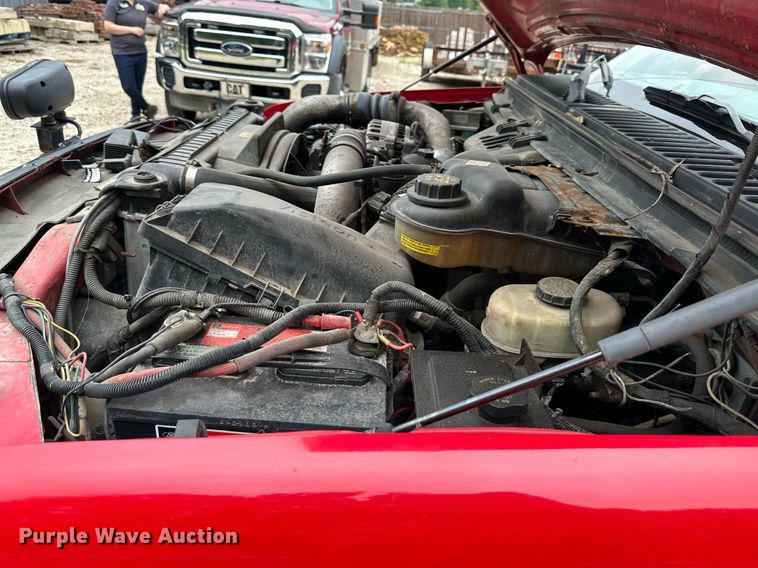 image for item JX9026 2004 Ford  F350 Super Duty  flatbed pickup truck