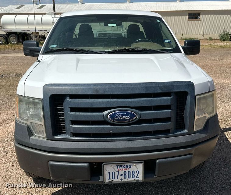 image for item KM9834 2010 Ford F150 XL  SuperCab pickup truck
