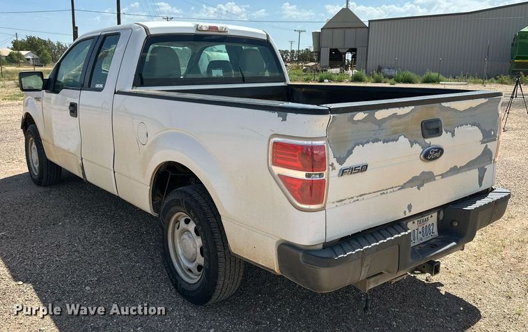 image for item KM9834 2010 Ford F150 XL  SuperCab pickup truck