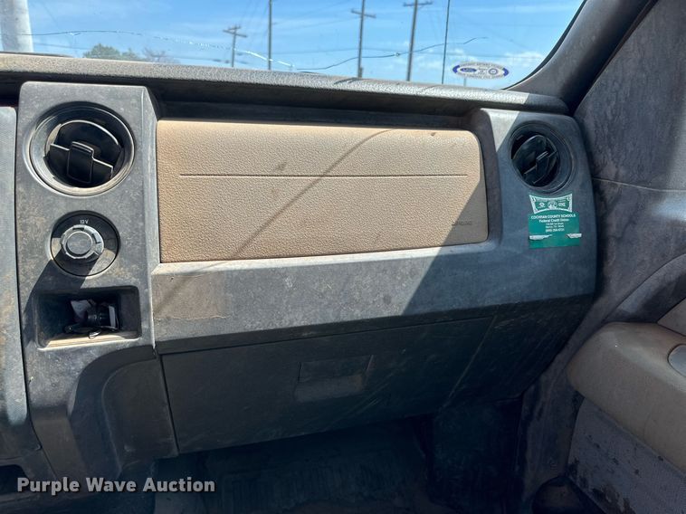 image for item KM9834 2010 Ford F150 XL  SuperCab pickup truck