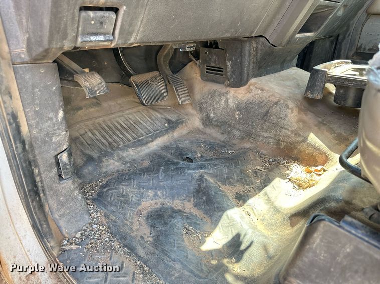 image for item KM9834 2010 Ford F150 XL  SuperCab pickup truck