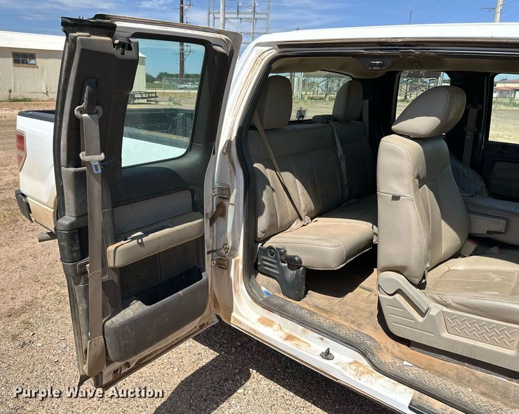 image for item KM9834 2010 Ford F150 XL  SuperCab pickup truck