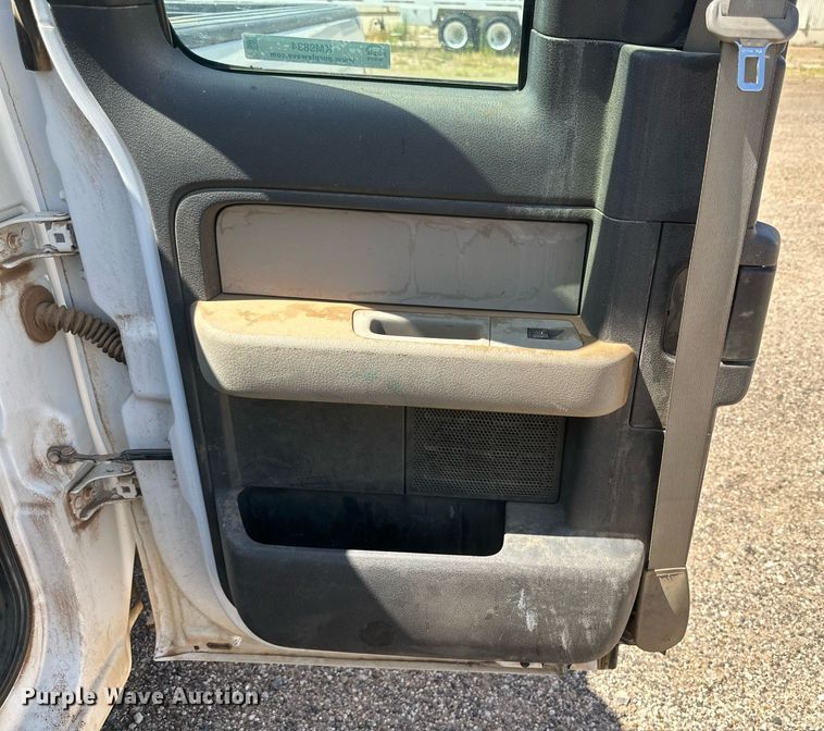 image for item KM9834 2010 Ford F150 XL  SuperCab pickup truck