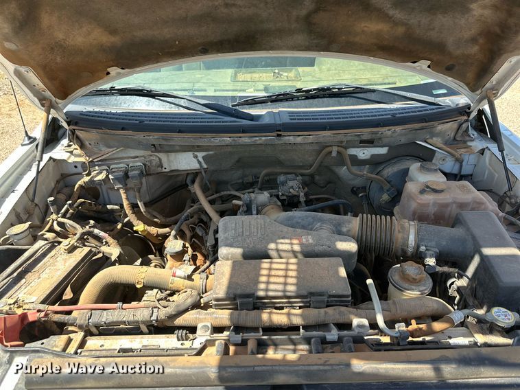 image for item KM9834 2010 Ford F150 XL  SuperCab pickup truck