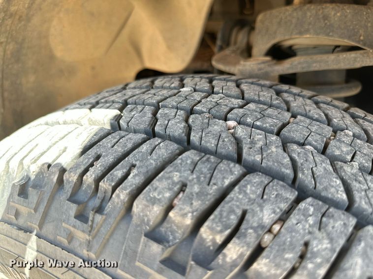 image for item KM9834 2010 Ford F150 XL  SuperCab pickup truck