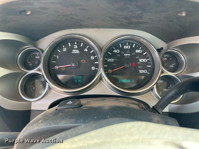 image for item KM9835 2007 Chevrolet Silverado 2500HD  pickup truck