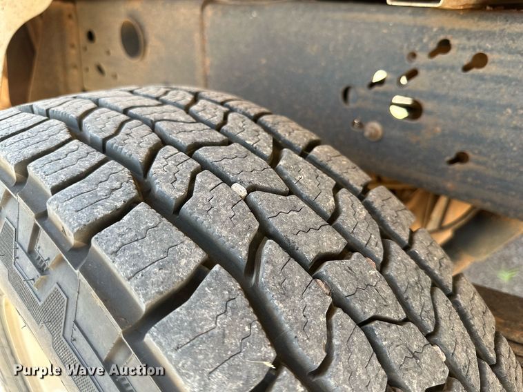 image for item KM9835 2007 Chevrolet Silverado 2500HD  pickup truck