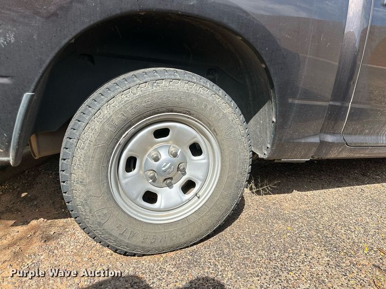 image for item KM9837 2017 Dodge Ram 1500  Crew Cab pickup truck