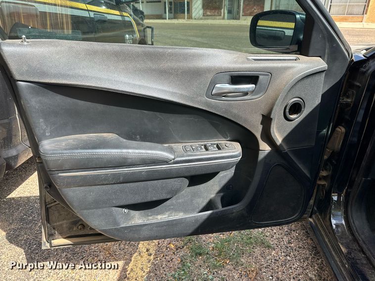 image for item KM9838 2016 Dodge Charger Police