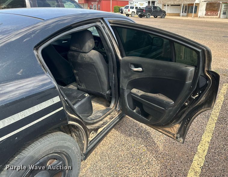 image for item KM9838 2016 Dodge Charger Police