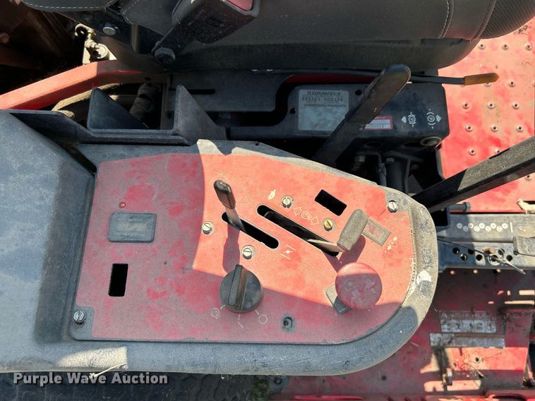 image for item LE9699 Gravely 252Z  ZTR lawn mower