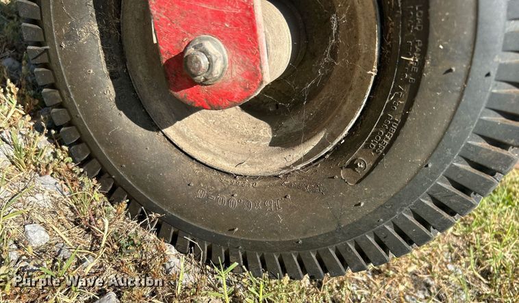 image for item LE9699 Gravely 252Z  ZTR lawn mower