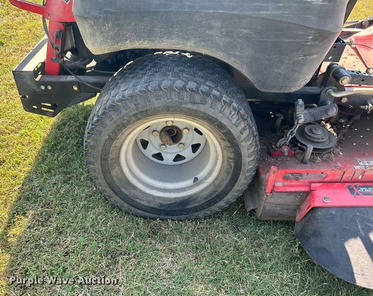 image for item LE9699 Gravely 252Z  ZTR lawn mower