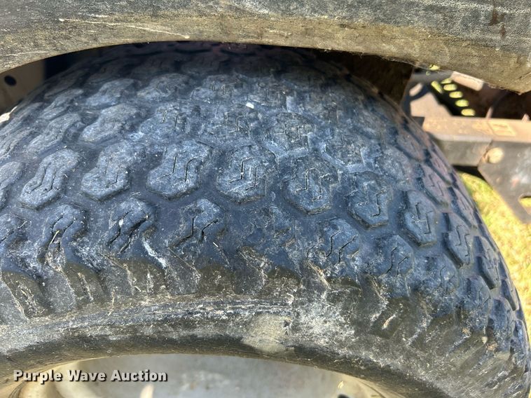 image for item LE9699 Gravely 252Z  ZTR lawn mower