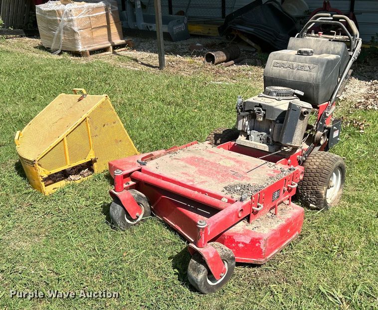 image for item LE9700 Gravely Pro-1336G  lawn mower
