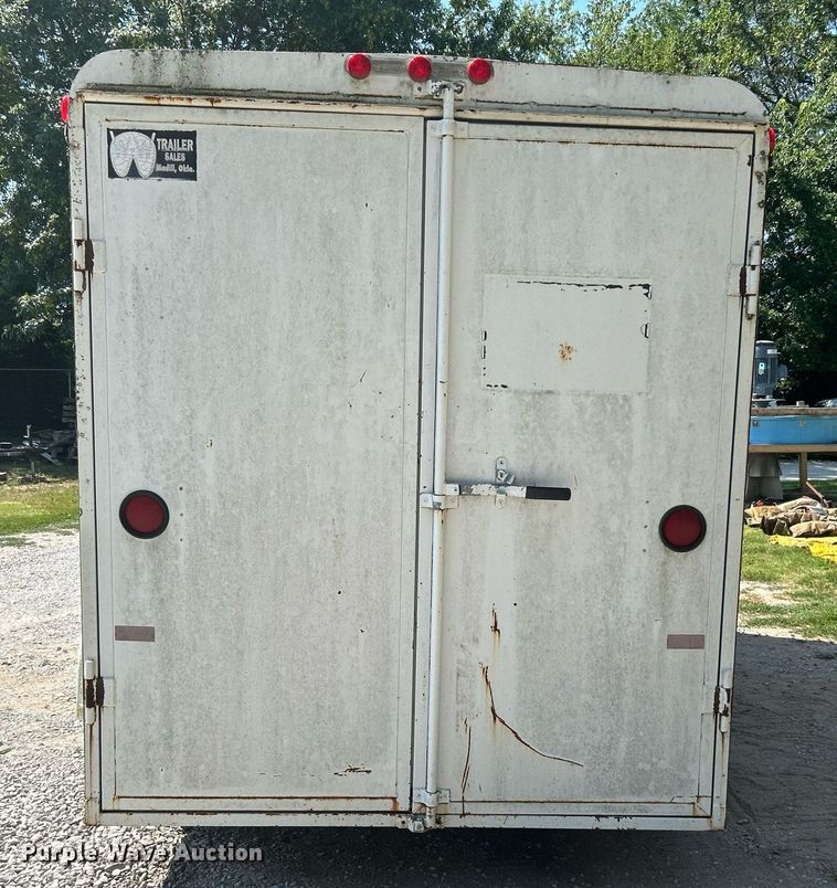 image for item LE9701 1998 W-W Trailer  enclosed cargo trailer