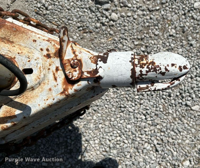 image for item LE9701 1998 W-W Trailer  enclosed cargo trailer