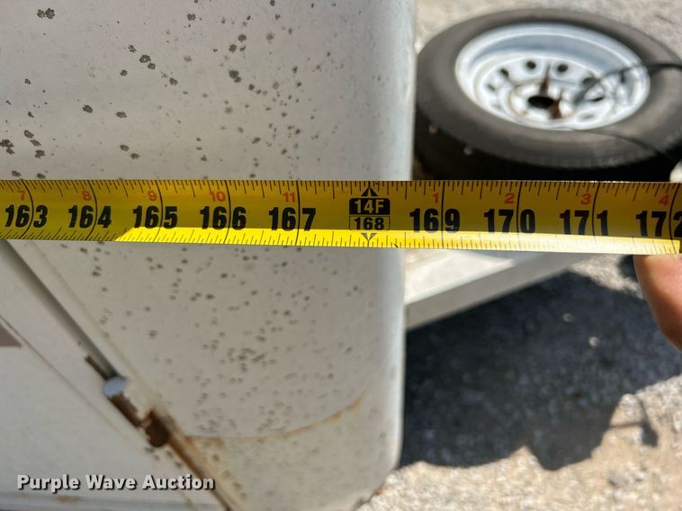 image for item LE9701 1998 W-W Trailer  enclosed cargo trailer