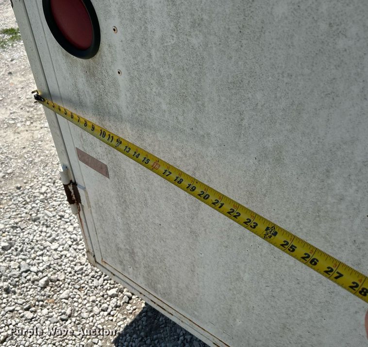 image for item LE9701 1998 W-W Trailer  enclosed cargo trailer