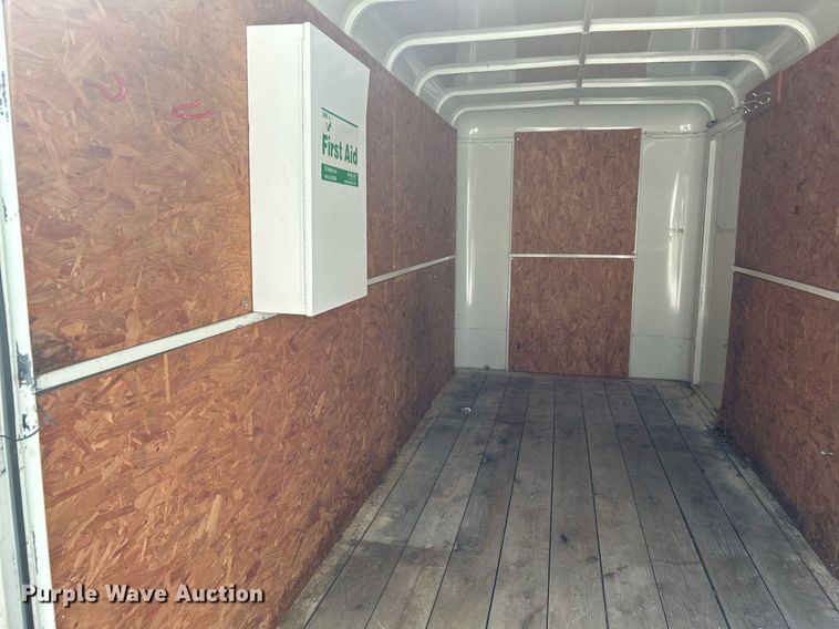 image for item LE9701 1998 W-W Trailer  enclosed cargo trailer