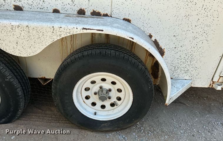 image for item LE9701 1998 W-W Trailer  enclosed cargo trailer