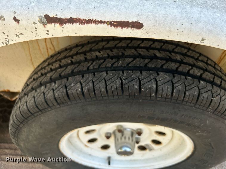 image for item LE9701 1998 W-W Trailer  enclosed cargo trailer