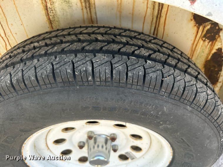 image for item LE9701 1998 W-W Trailer  enclosed cargo trailer