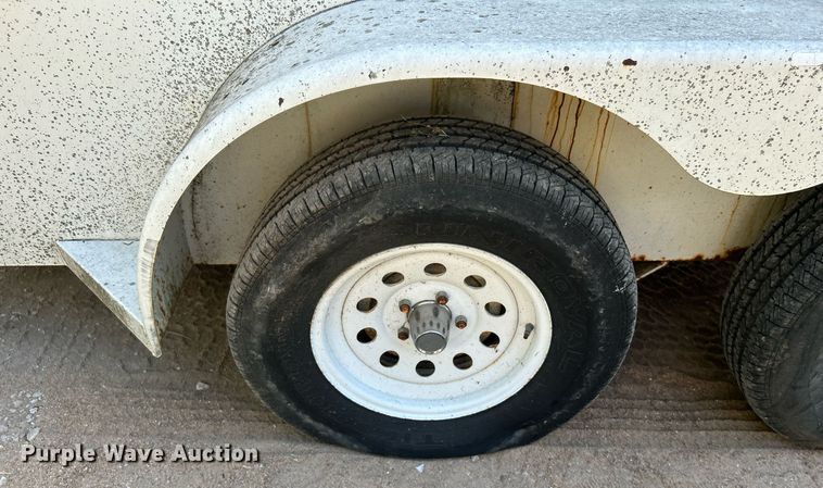 image for item LE9701 1998 W-W Trailer  enclosed cargo trailer