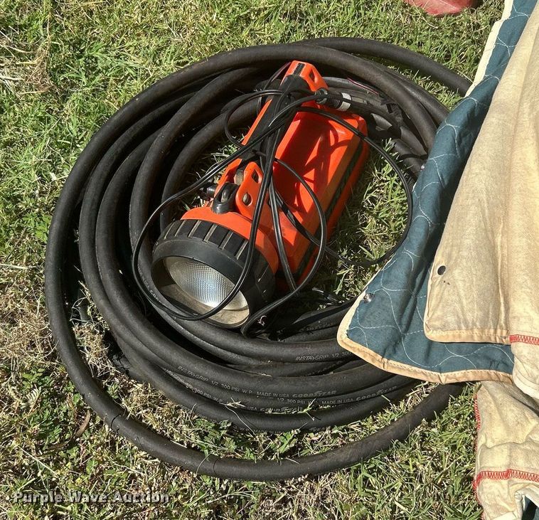 image for item LE9702 Fire fighting equipment