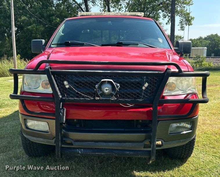 image for item LE9703 2004 Ford F150  SuperCrew pickup truck