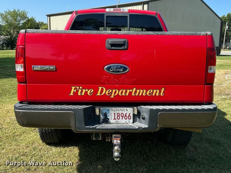 image for item LE9703 2004 Ford F150  SuperCrew pickup truck