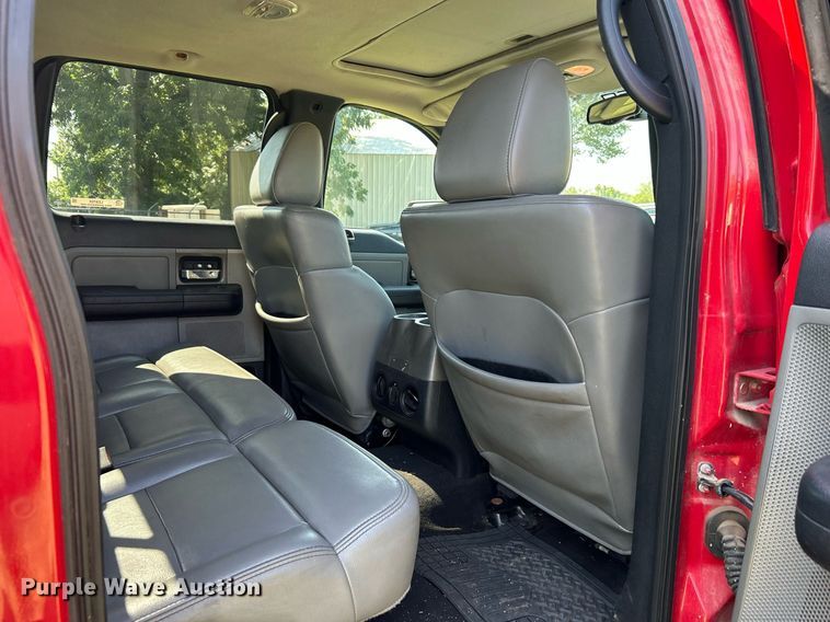 image for item LE9703 2004 Ford F150  SuperCrew pickup truck