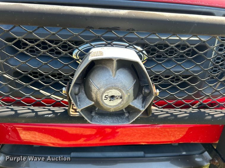 image for item LE9703 2004 Ford F150  SuperCrew pickup truck