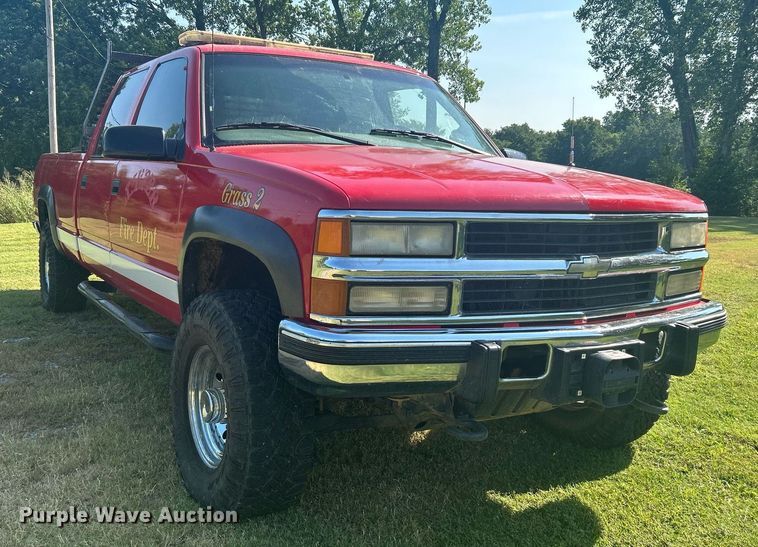 image for item LE9704 1999 Chevrolet K3500  Crew Cab brush fire truck