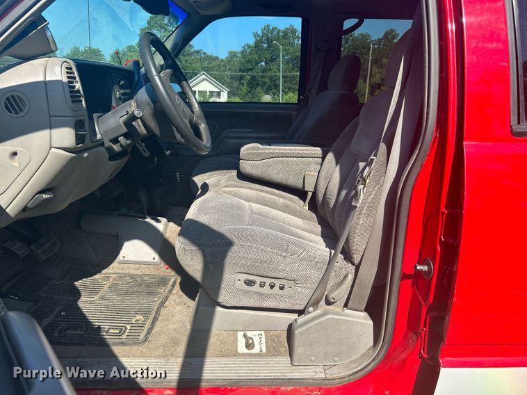 image for item LE9704 1999 Chevrolet K3500  Crew Cab brush fire truck