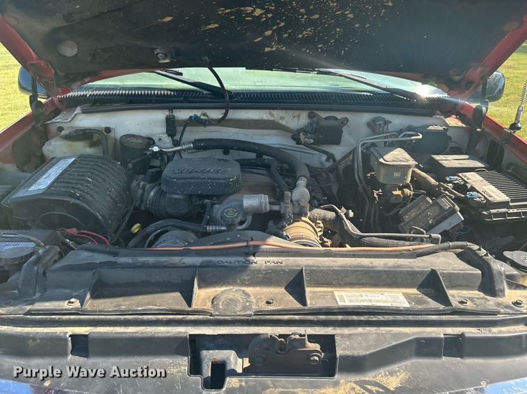 image for item LE9704 1999 Chevrolet K3500  Crew Cab brush fire truck