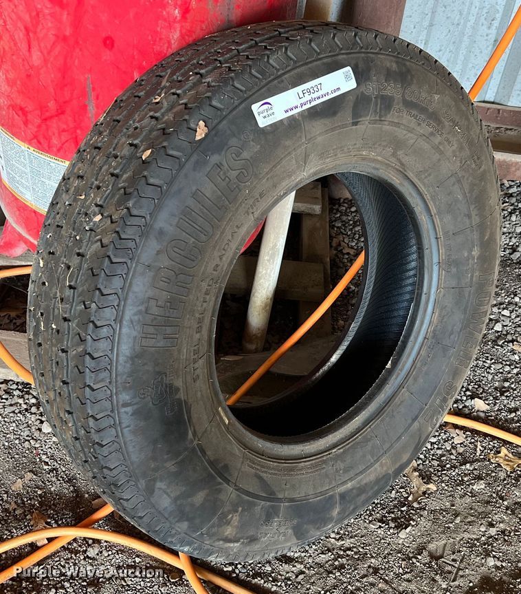 image for item LF9337 (3) tires