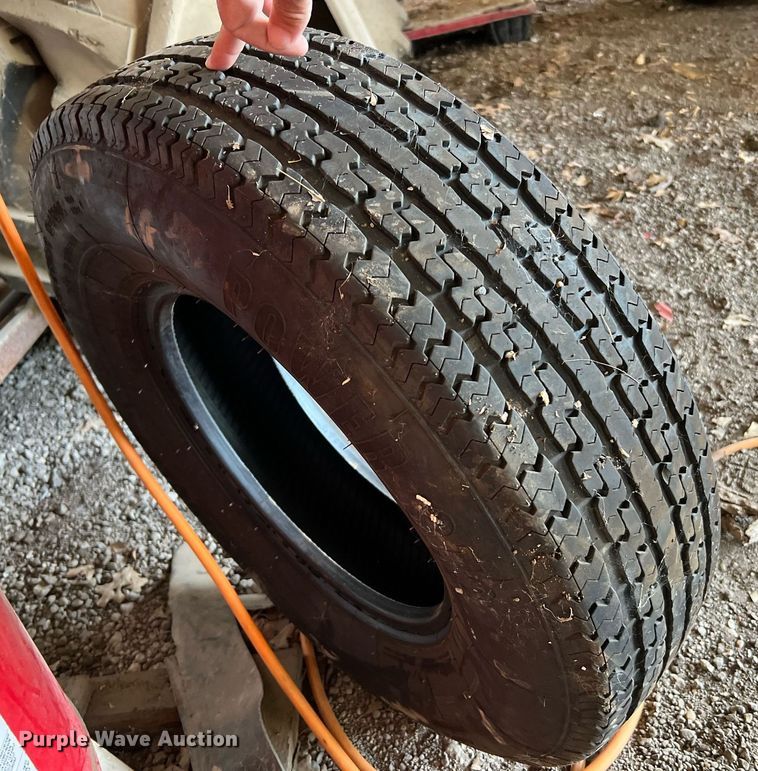 image for item LF9337 (3) tires