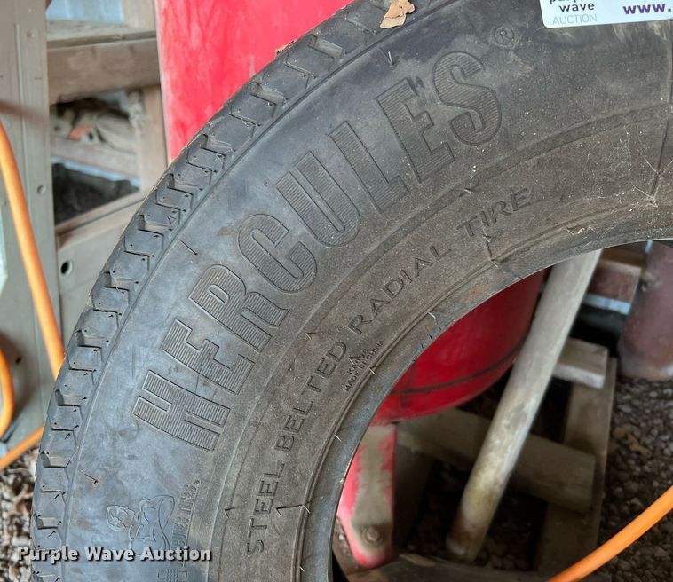 image for item LF9337 (3) tires