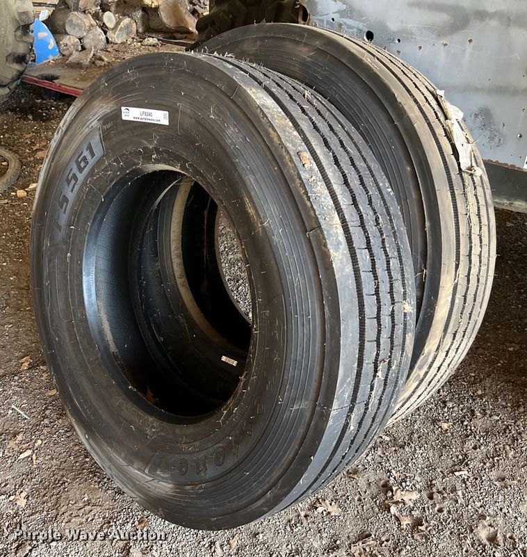 image for item LF9337 (3) tires