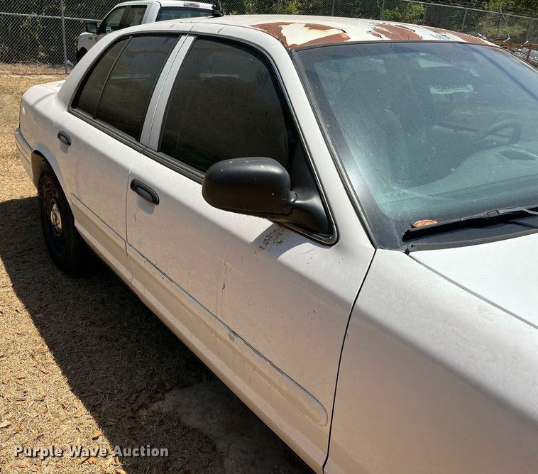 image for item LF9387 2008 Ford Crown Victoria Police Interceptor